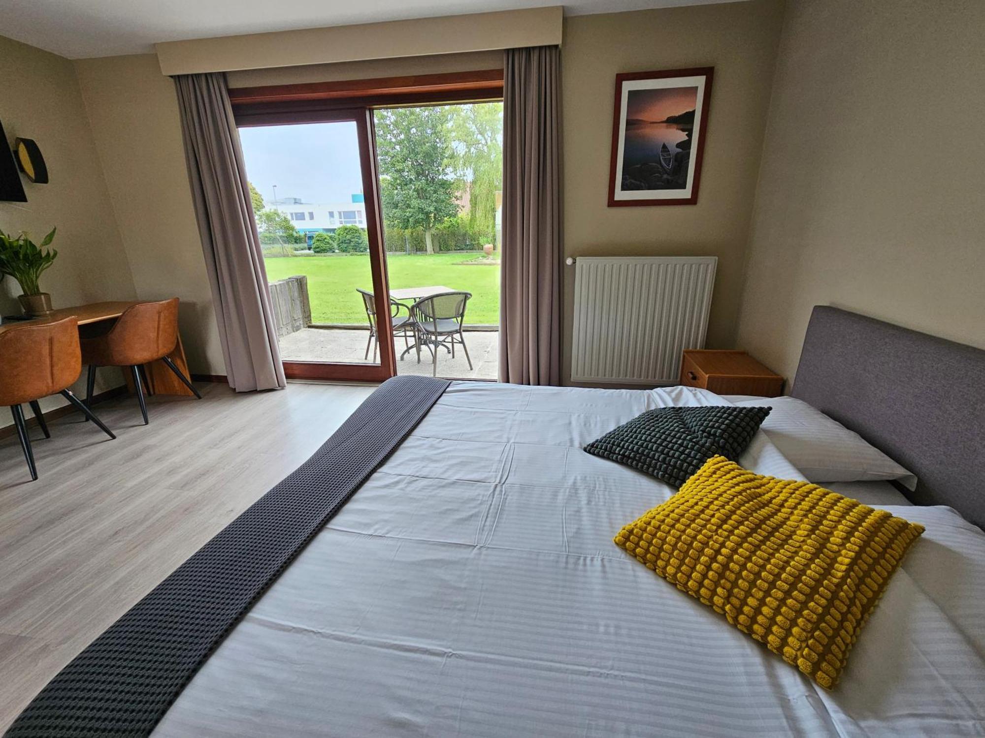 Hotel Westendia And Free Parking Top Breakfast Вестэнде Экстерьер фото