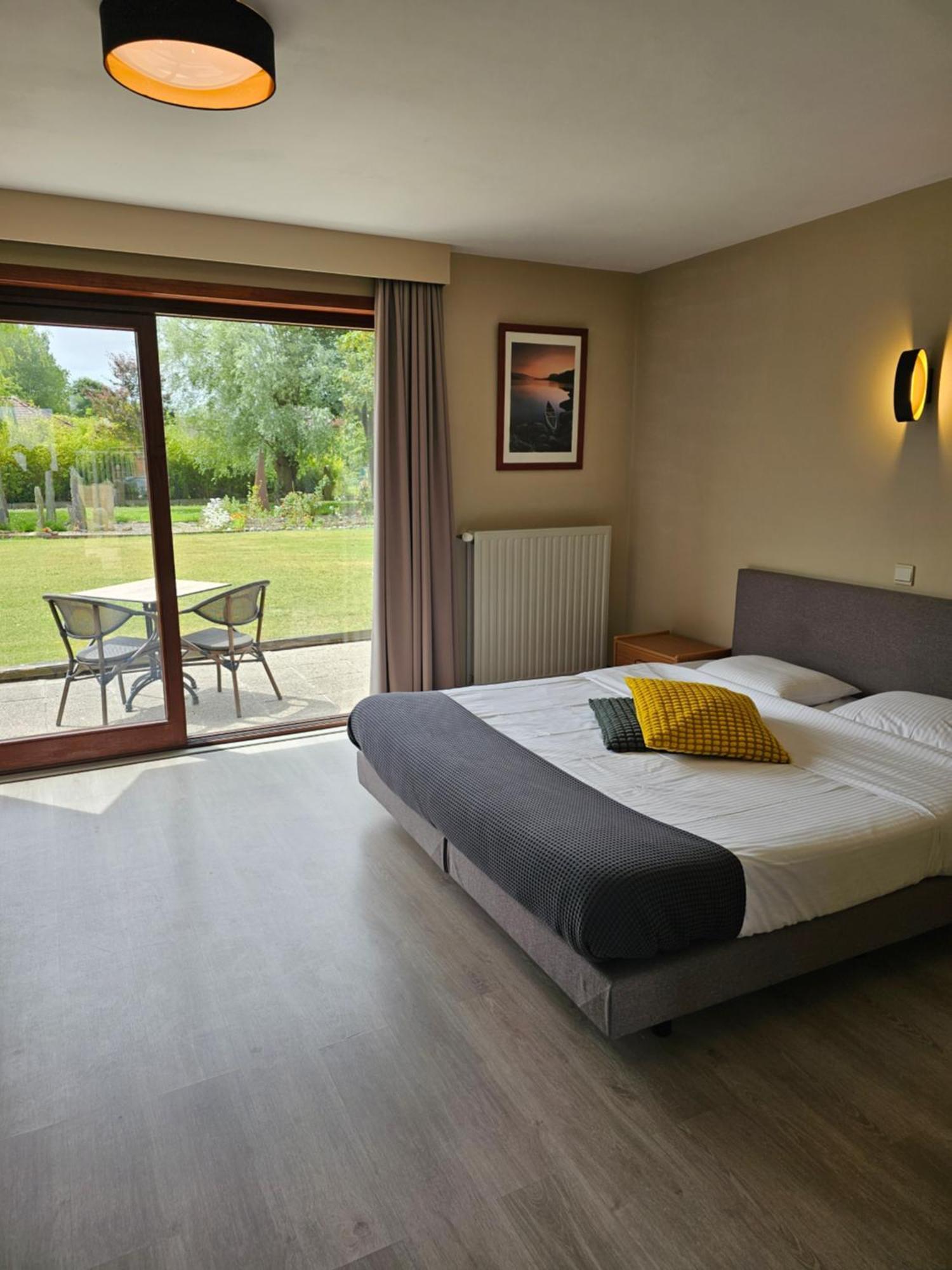Hotel Westendia And Free Parking Top Breakfast Вестэнде Экстерьер фото